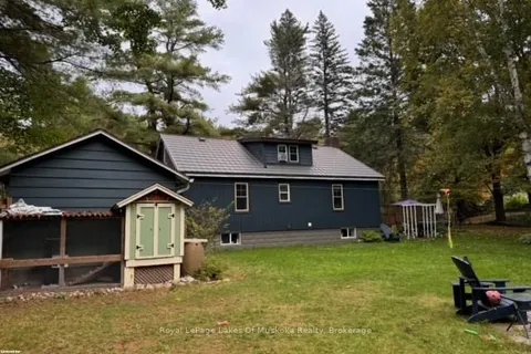 390 Manitoba Street, ON P1L 2C6