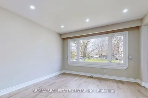225 Simon Street, ON L9V 3Y3