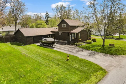606 Scott Avenue, ON L2A 5G2