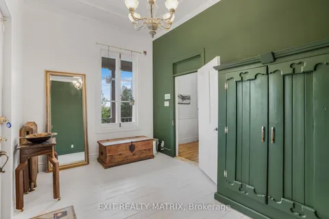 729 County Rd 18 Road, ON K0B 1M0