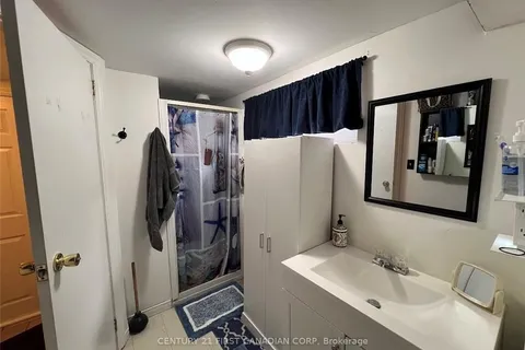 763 Colborne Street, ON N6A 3Z8