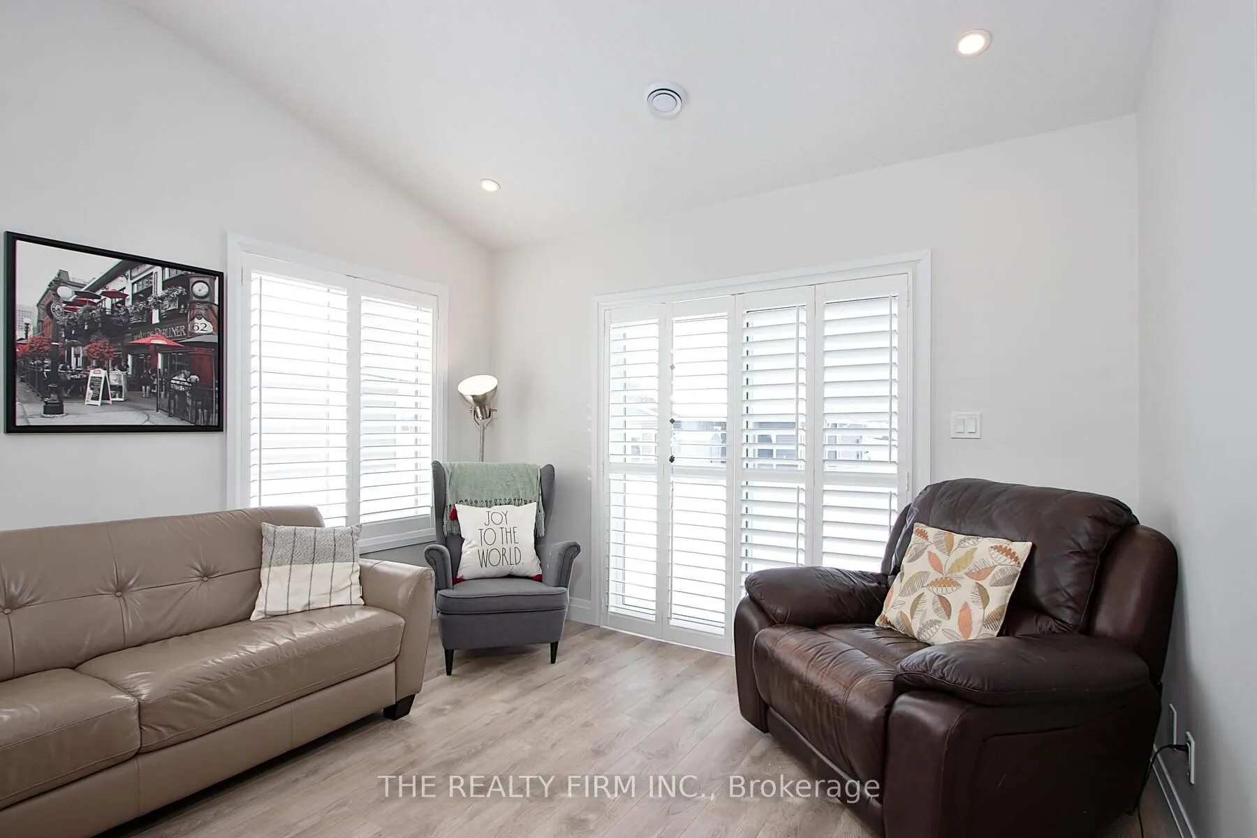 255 Lake Breeze Drive, ON N7A 3Y3