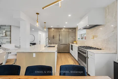 953 Fairlawn Avenue, ON K2A 3S7