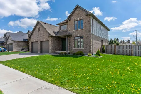 102 Caverhill Crescent, ON N0L 1R0