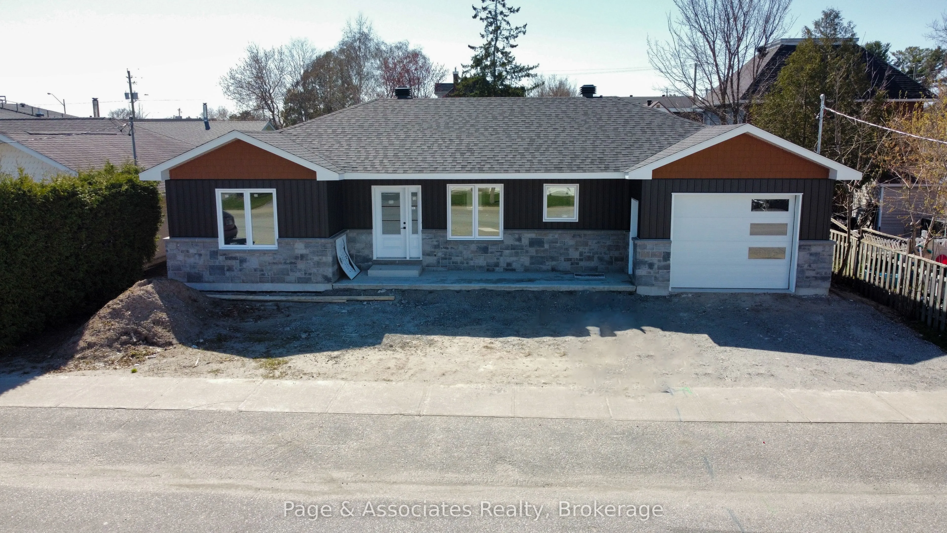 167 Levesque Street, ON P2B 1M5