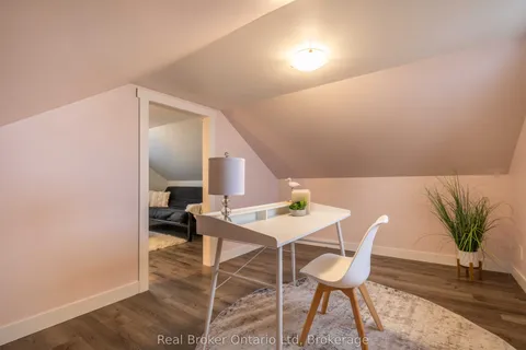 1805 3rd Avenue, ON N4K 4R7