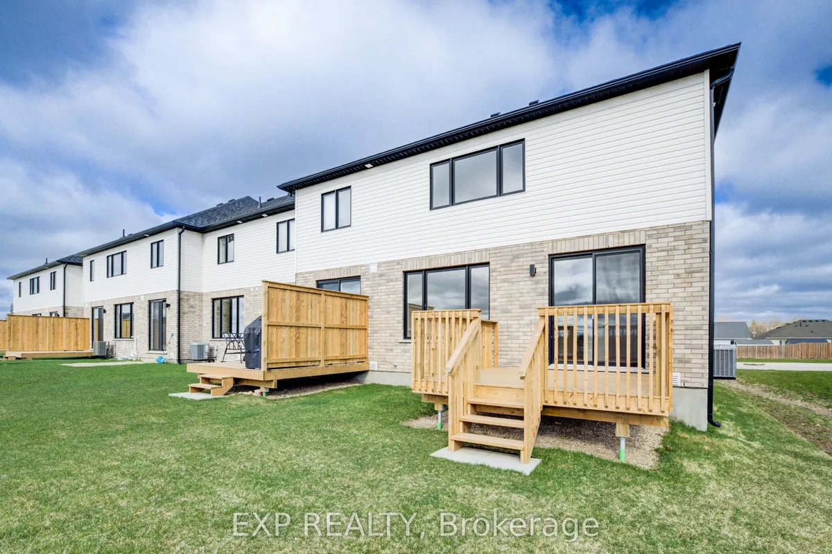 30 Anne Street, ON N0G 1Z0