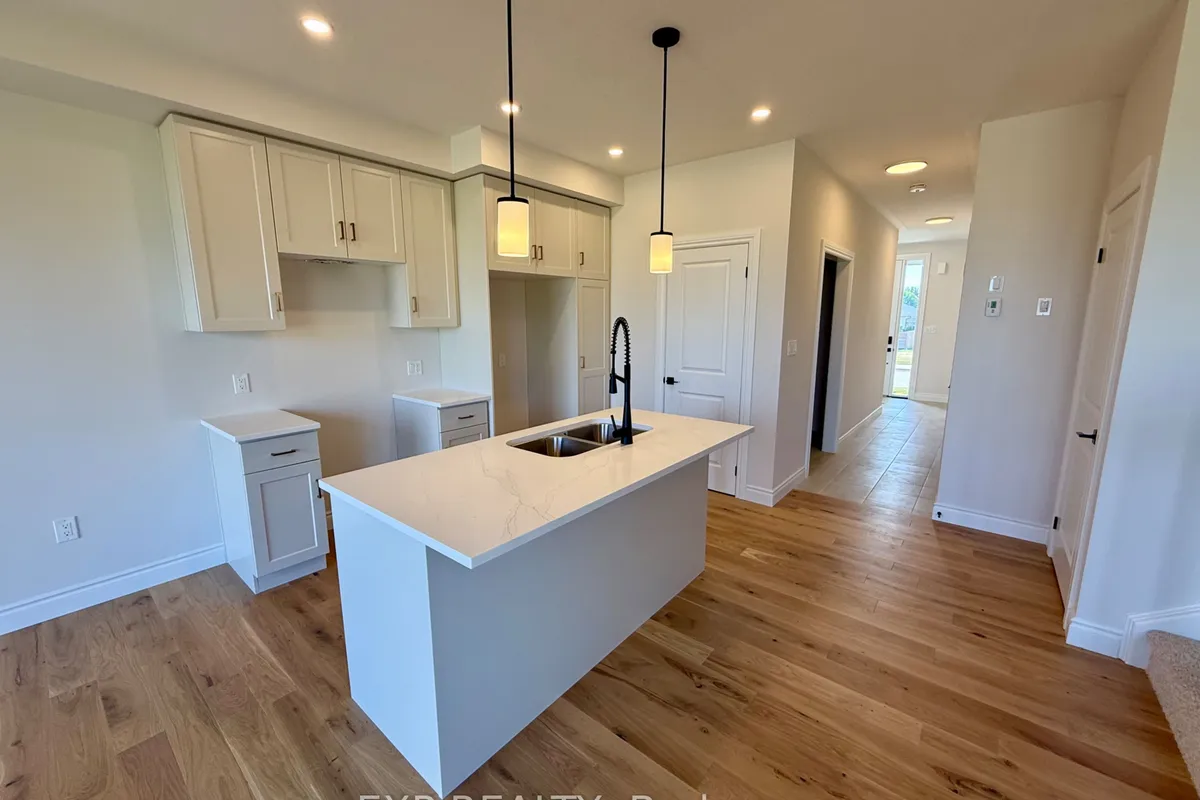 36 Anne Street, ON N0G 1Z0