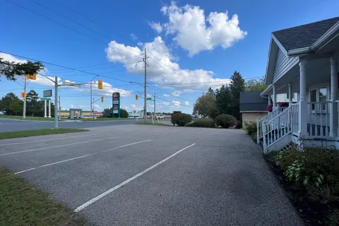 1183 Chemong Road, ON K9J 6X2
