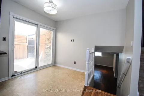 4974 WINDGATE Drive, Niagara Falls, ON L2H 2Z7