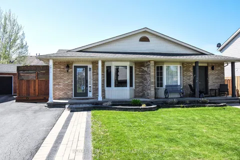 4974 WINDGATE Drive, Niagara Falls, ON L2H 2Z7