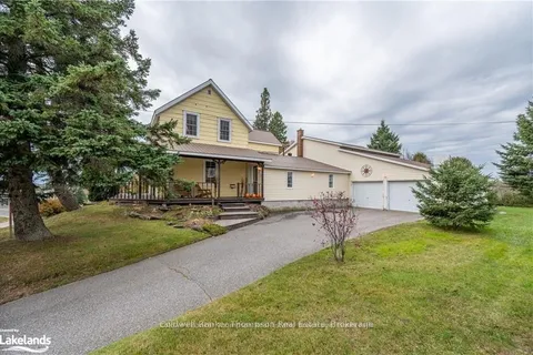 131 Yonge Street, Burk's Falls, ON P0A 1C0