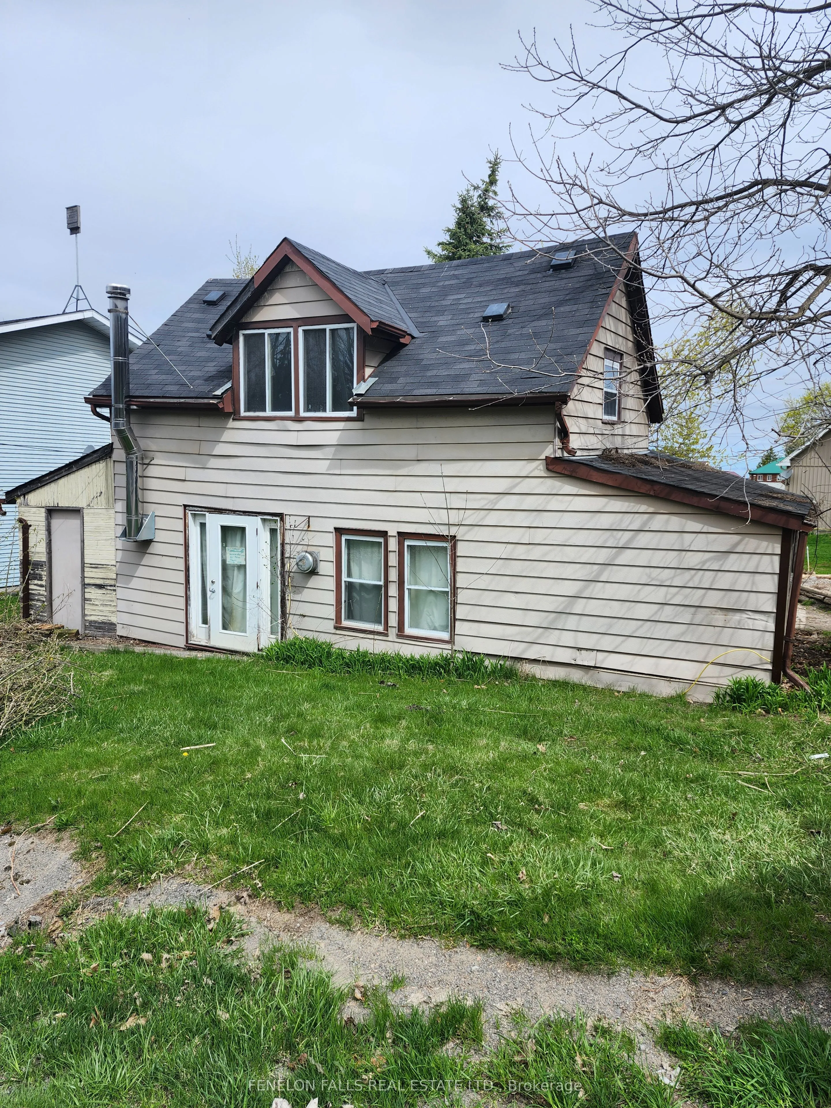 22 Viamede Street, Kawartha Lakes, ON K0M 1L0