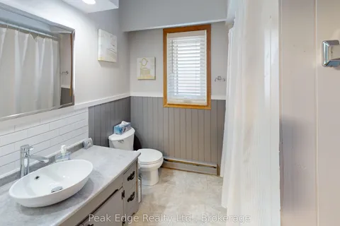 30 7 TH Street, ON N4N 1G2