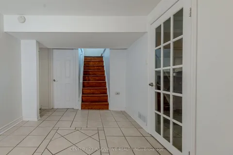 63 Ardsley Road, ON N6G 3J4