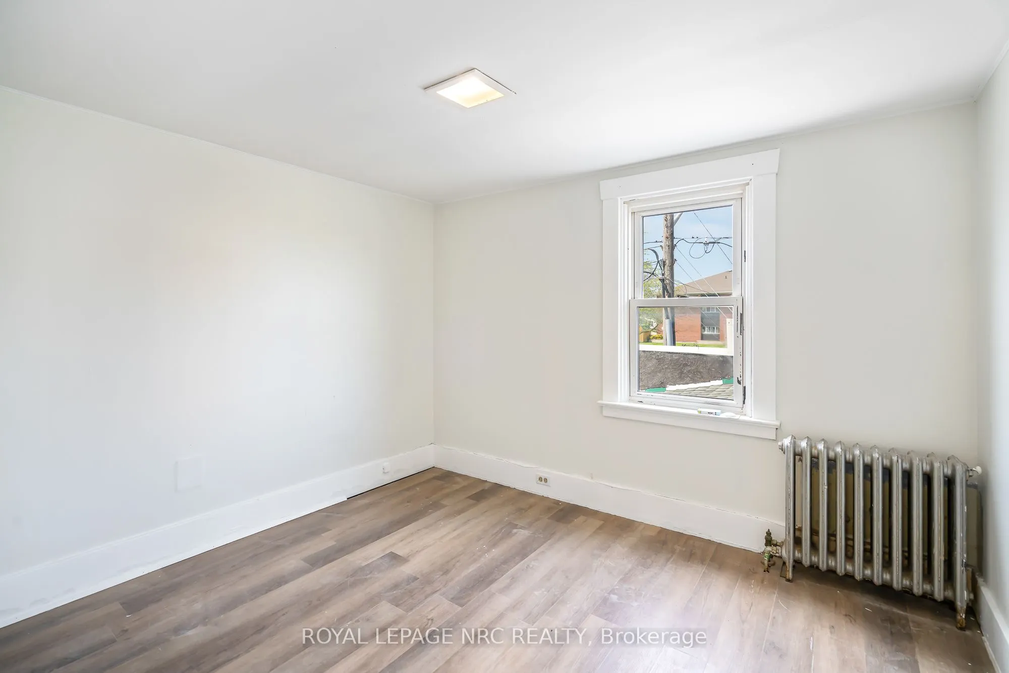 396 Main Street, ON L3K 3W1