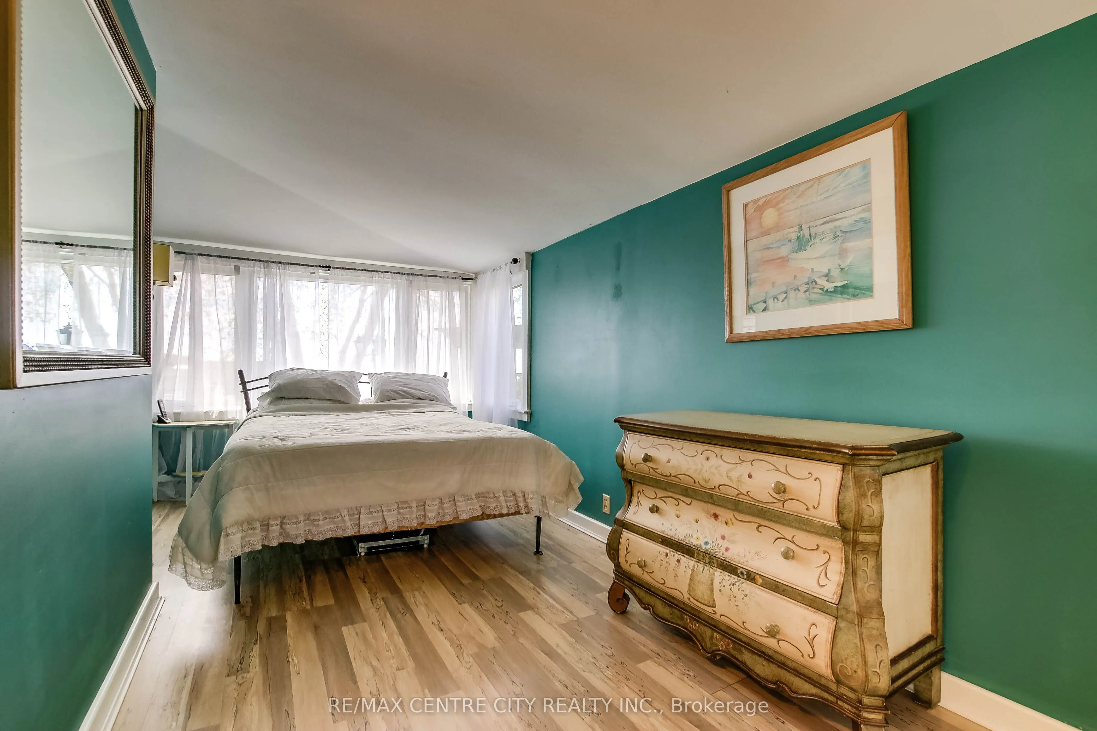 490 LOWER SPRING Street, ON N5L 1G6