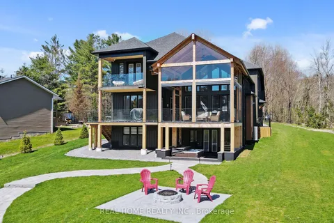 8 Knowles Crescent, ON P0C 1J0