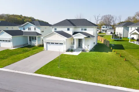 35 Regatta Way, ON N5L 0B6