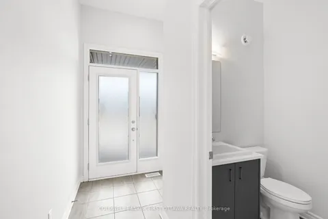 47 SALAMANDER Way, ON K1X 0E9