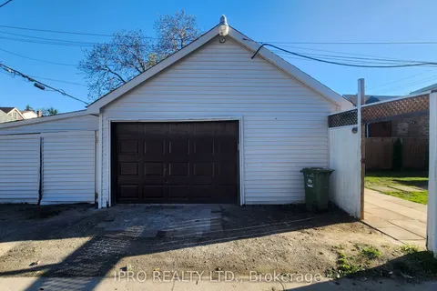 294 Fairfield Avenue, ON L8H 5H6