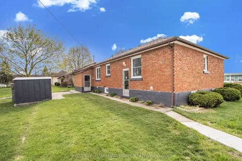 711 Bowan Street, ON N0L 1W0