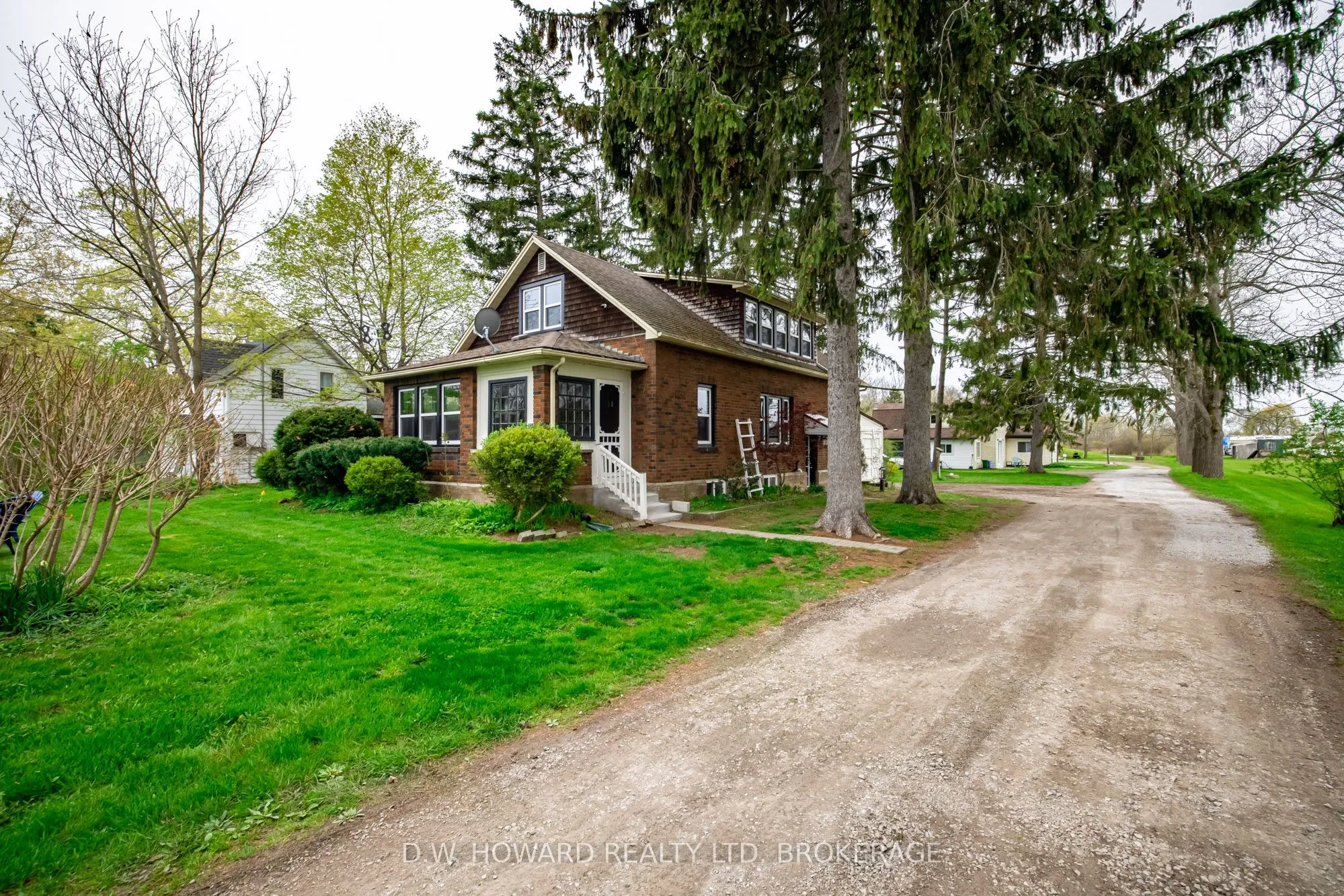 231 Pt Abino Road, ON L0S 1N0