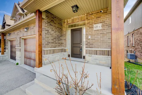 618 MONTPELLIER Drive, ON N2T 0B2