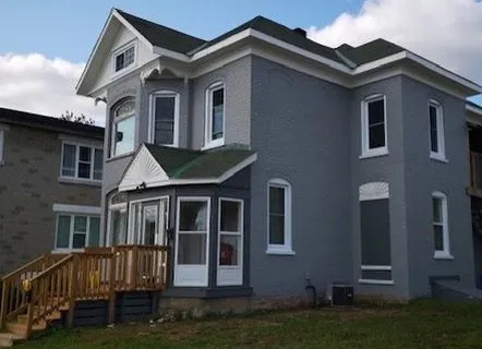 14 William Street, ON K7A 1M9
