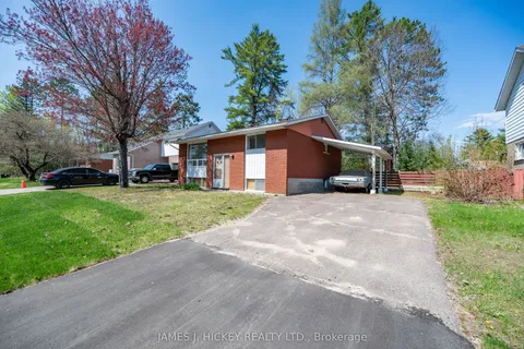 5 Hammond Court, ON K0J 1P0