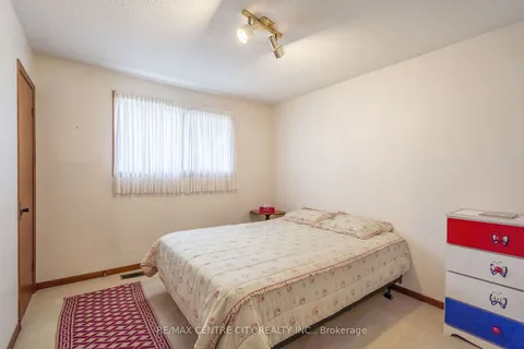 2124 Concession 6 West Road, ON N0B 1L0