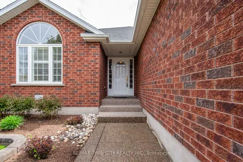 58 Zinkann Crescent, ON N0B 2T0