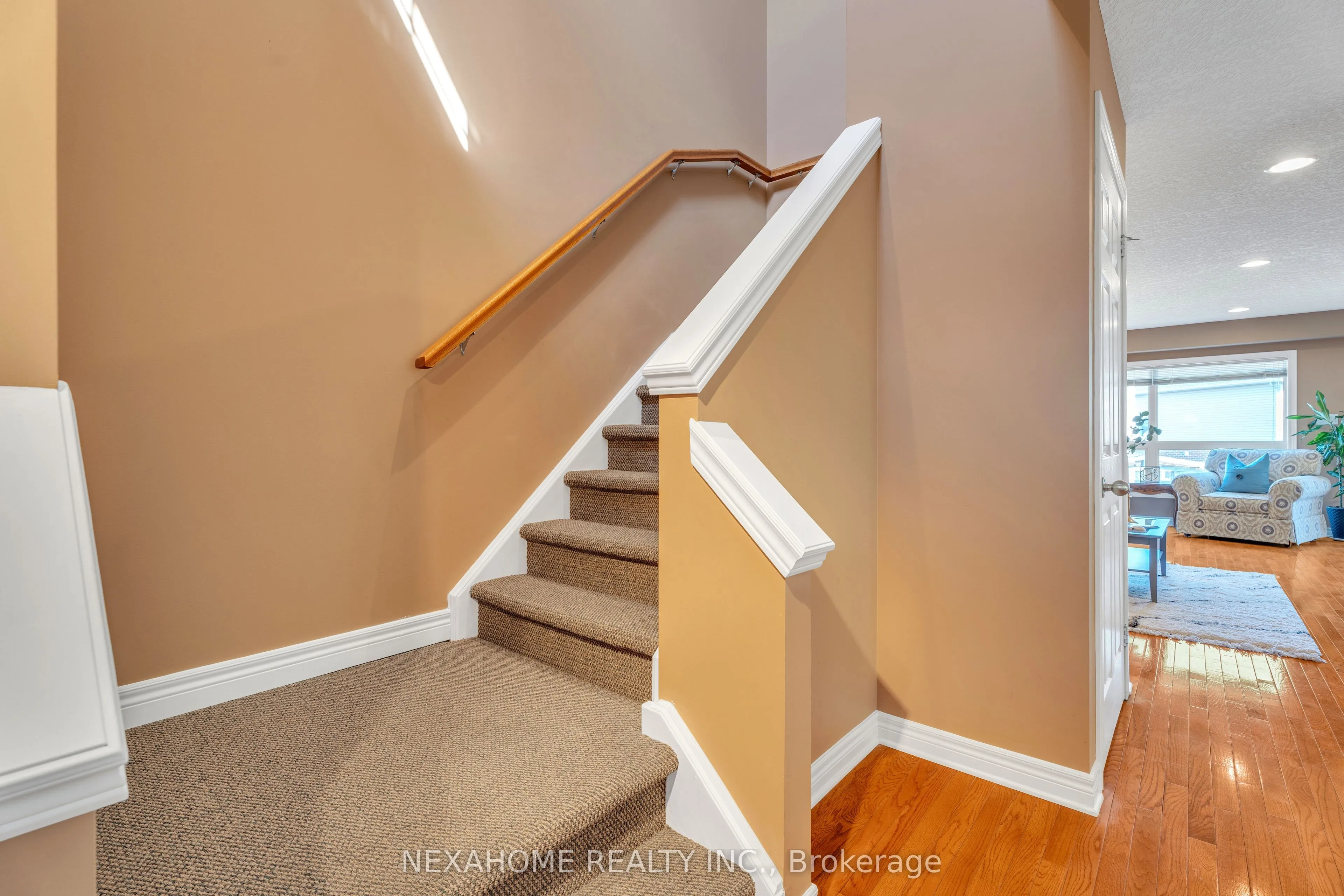 565 Thistlewood Drive, ON N5X 4M1