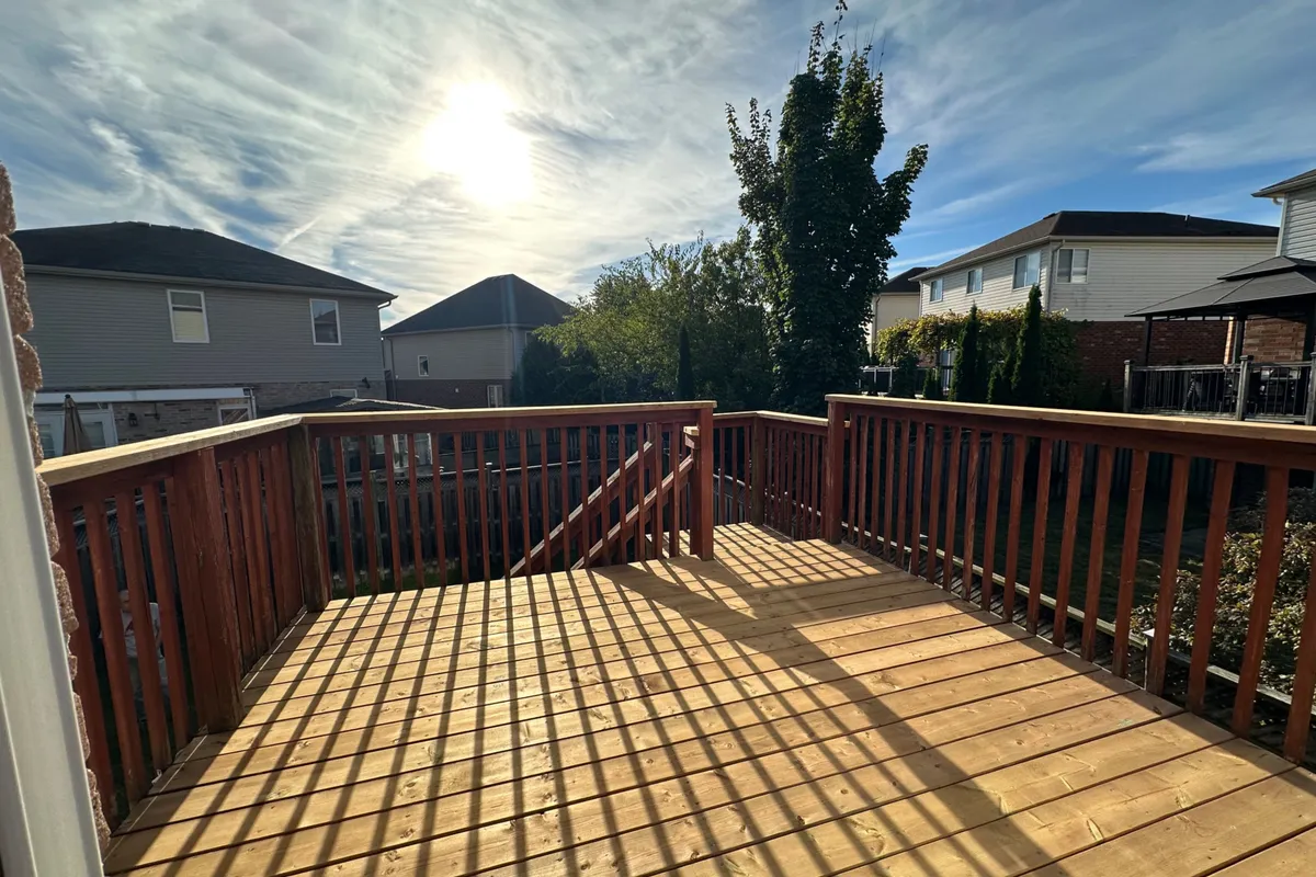 565 Thistlewood Drive, ON N5X 4M1