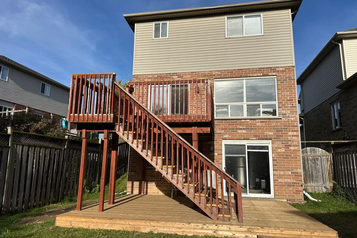 565 Thistlewood Drive, ON N5X 4M1