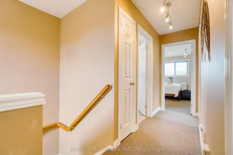 565 Thistlewood Drive, ON N5X 4M1
