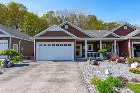 374 George Street, ON N5L 1G4
