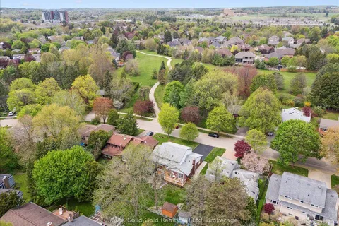 312 Craigleith Drive, ON N2L 5B3
