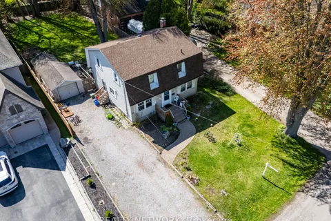 210 Valleyview Drive, ON L9G 2A8
