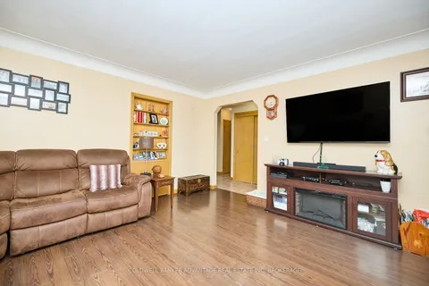 336 East 16th Street, ON L9A 4J9