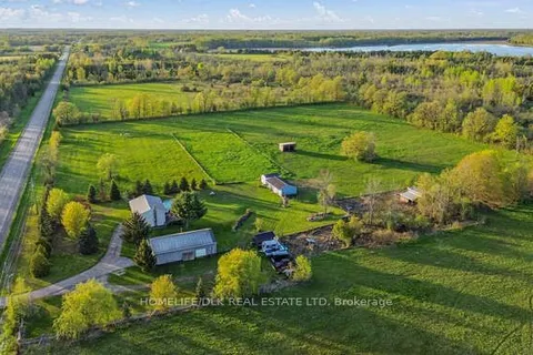 6427 County Rd 7 Road, ON K6V 5T4