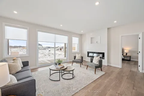 32 Postma Crescent, ON N0M 1A0