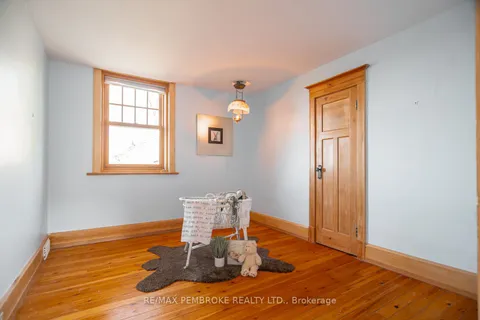 400 Centre Street, ON K8A 1J5