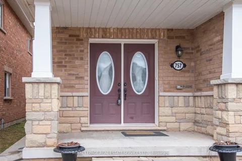 757 Halbert Drive, ON L0N 1S2
