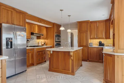 1562 Champlain Drive, ON K9L 1N6