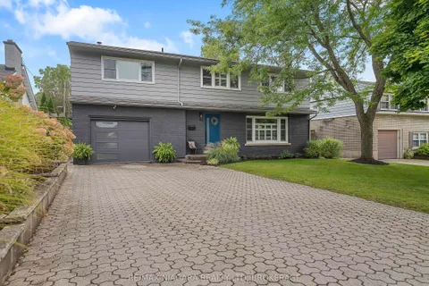 10 SHEPHERDS Circle, ON L2T 2C9