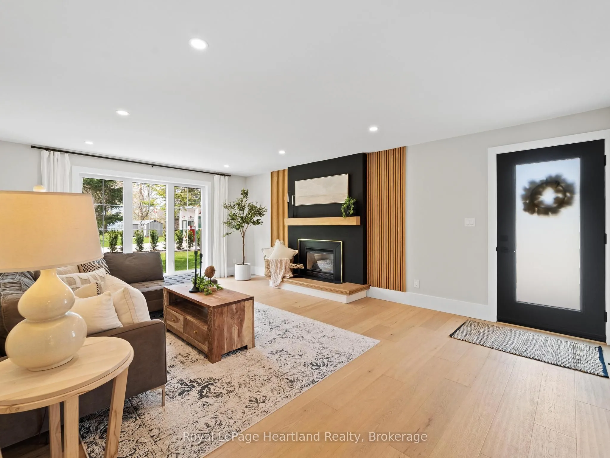 238 Bennett Street, ON N7A 1X9