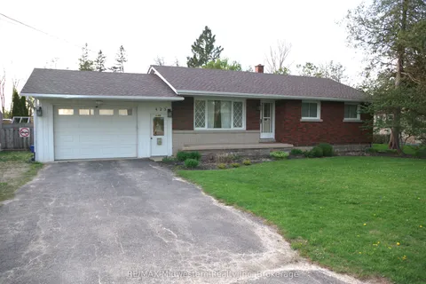 425 Wellington Street, ON N0G 2L2