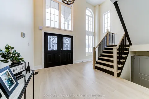 33 Ellis Crescent, ON K9V 0A5