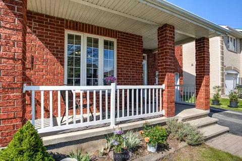 422 Cooke Crescent, ON K7P 3J5